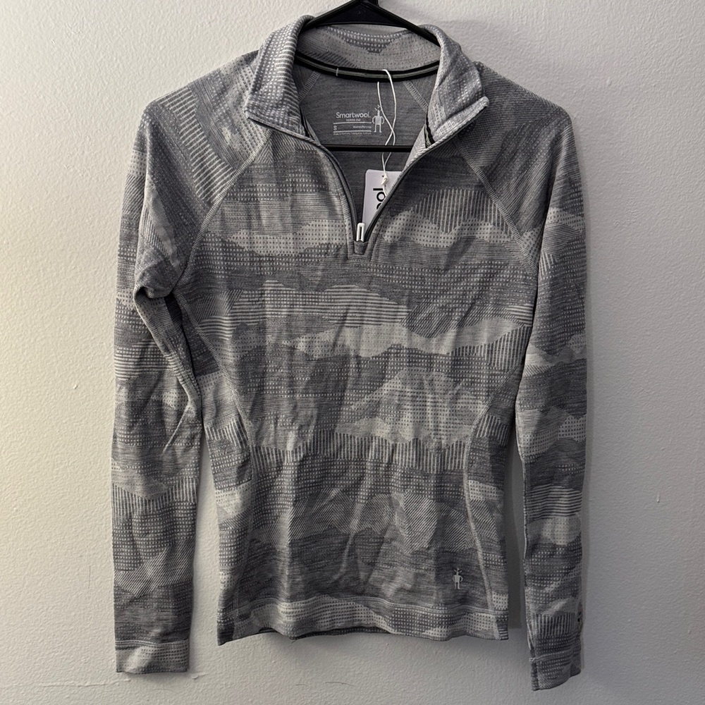 Smartwool Women’s Light Gray Mountain Scape Pullover